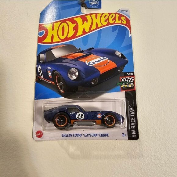 Set Of 2 Hot Wheels Shelby Cobra Daytona Coupe HW Race Day Gulf - Picture 6 of 10
